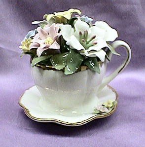Flower Teacup Music Box